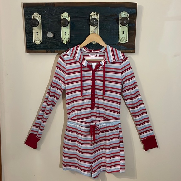 La Vie En Rose Striped Long Sleeve Pyjama Romper Size Small - Picture 2 of 13